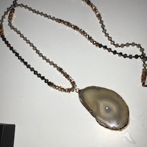 Isabel Elizondo Agate glass bead necklace - Picture 3 of 6